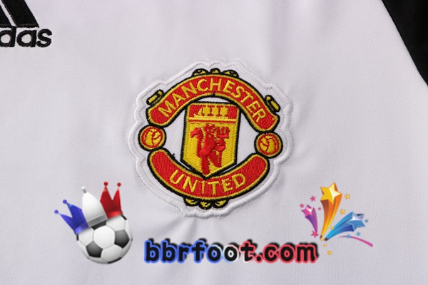 Ensemble Training T-Shirts Manchester United + Pantalon Blanc Noir 21/22