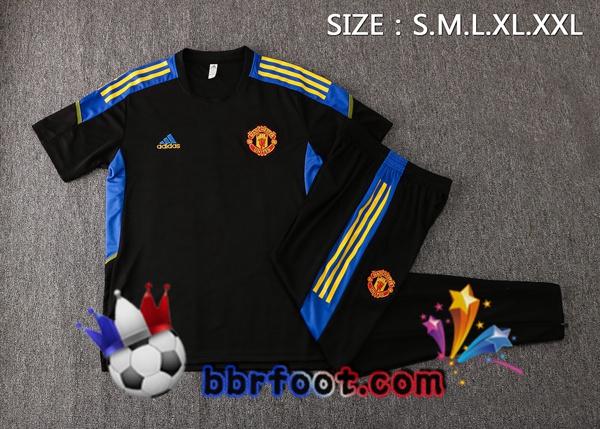 Ensemble Training T-Shirts Manchester United + Pantalon Noir 21/22
