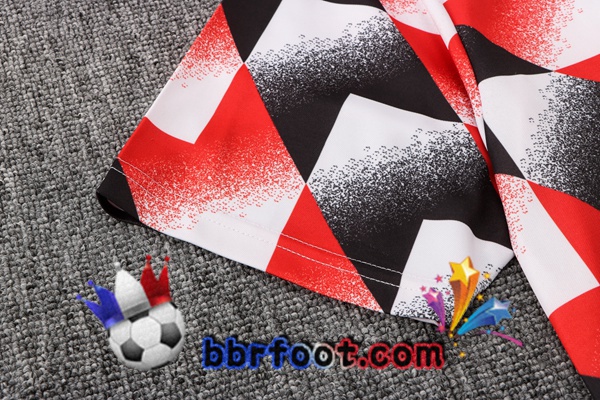 Training T-Shirts Manchester United + Pantalon Rouge 22/23