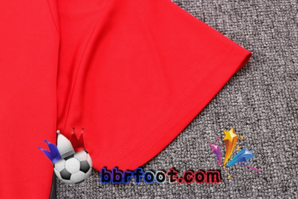 Training T-Shirts Manchester United + Shorts Rouge 2022/2023