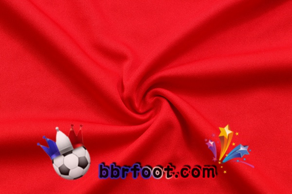 Training T-Shirts Manchester United + Shorts Rouge 2022/2023
