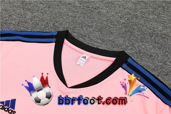 Training T-Shirts Manchester United + Shorts Rose 2023/2024