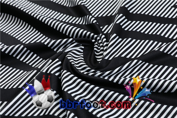 Training T-Shirts Juventus + Shorts Noir Blanc 2023/2024