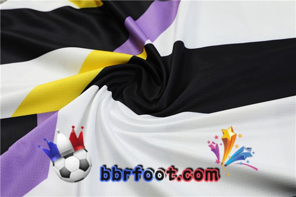 Ensemble Training T-Shirts Real Madrid + Shorts Blanc Noir 2023/2024