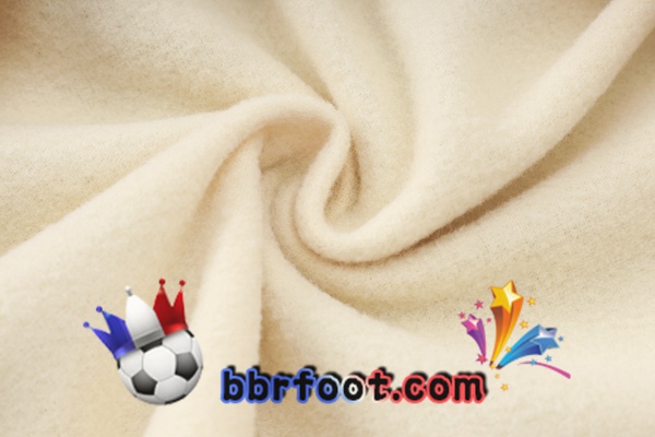 Survetement Foot - Sweat A Capuche JORDAN Paris PSG Jaune 2024/2025
