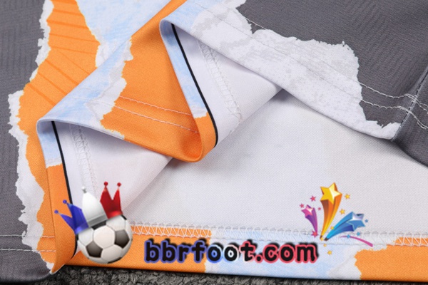 Survetement Foot Real Madrid Blanc Jaune 2025/2026