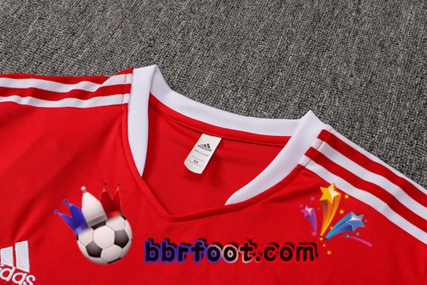 Training T-Shirts Bayern Munich + Pantalon Rouge 21/22