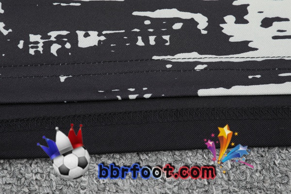Polo Foot Bayern Munich + Pantalon Gris Noir 21/22